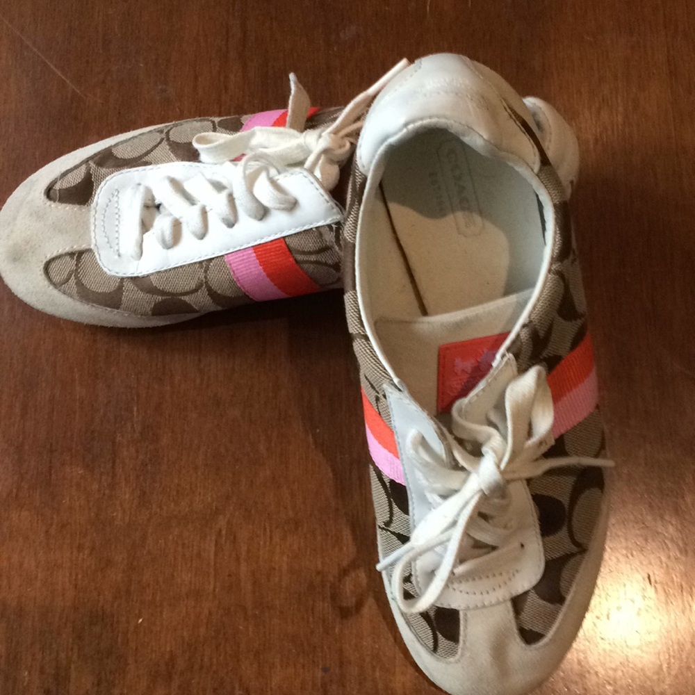 Coach shoes size 7.5m - Picture 2 of 4